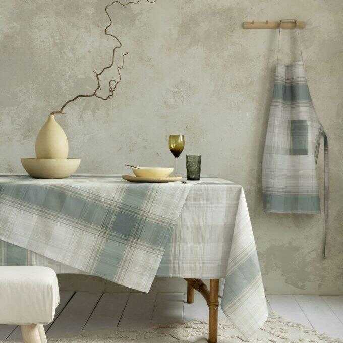 Τραπεζομάντηλο 150x190 - Naive