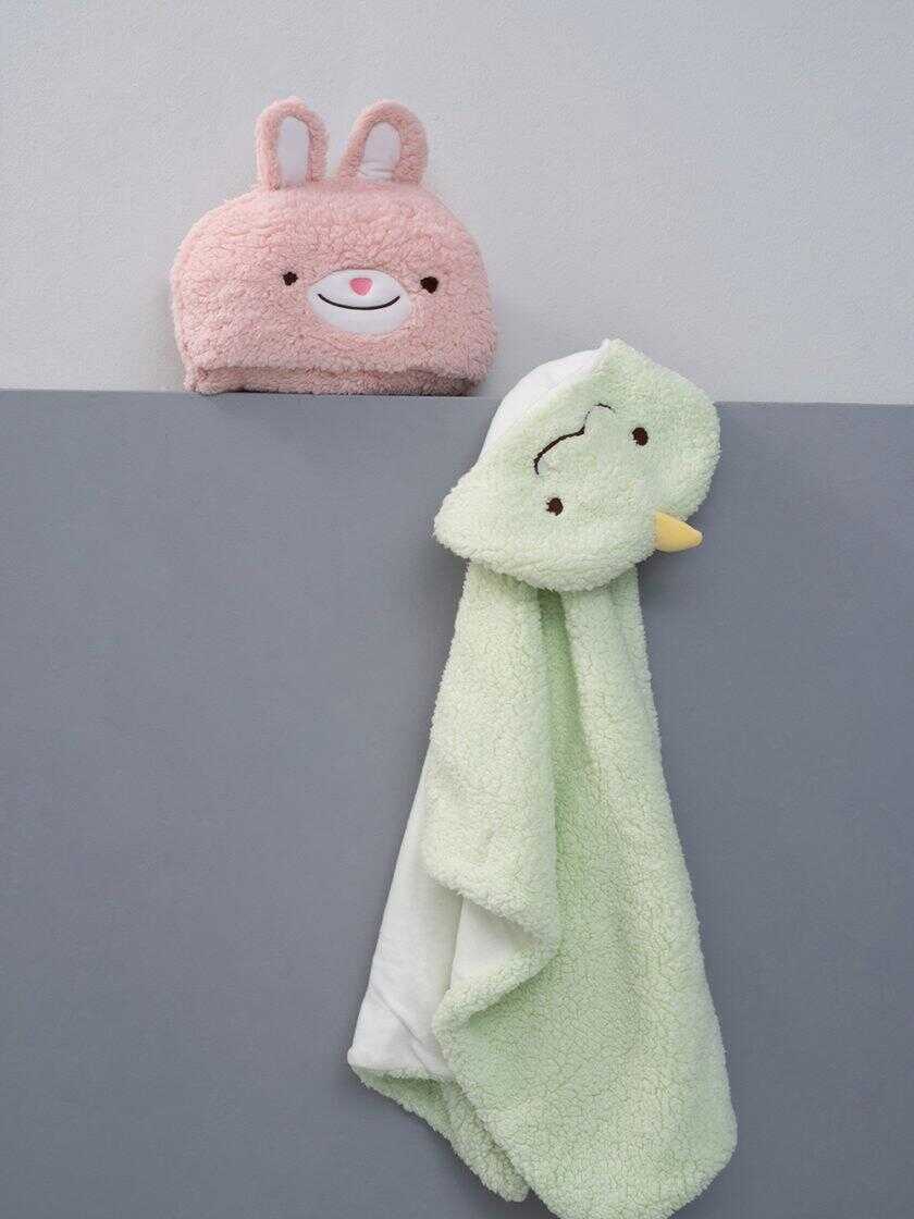 Κουβερτα Fleece Με Κουκουλα New Baby 70x100 NB0131