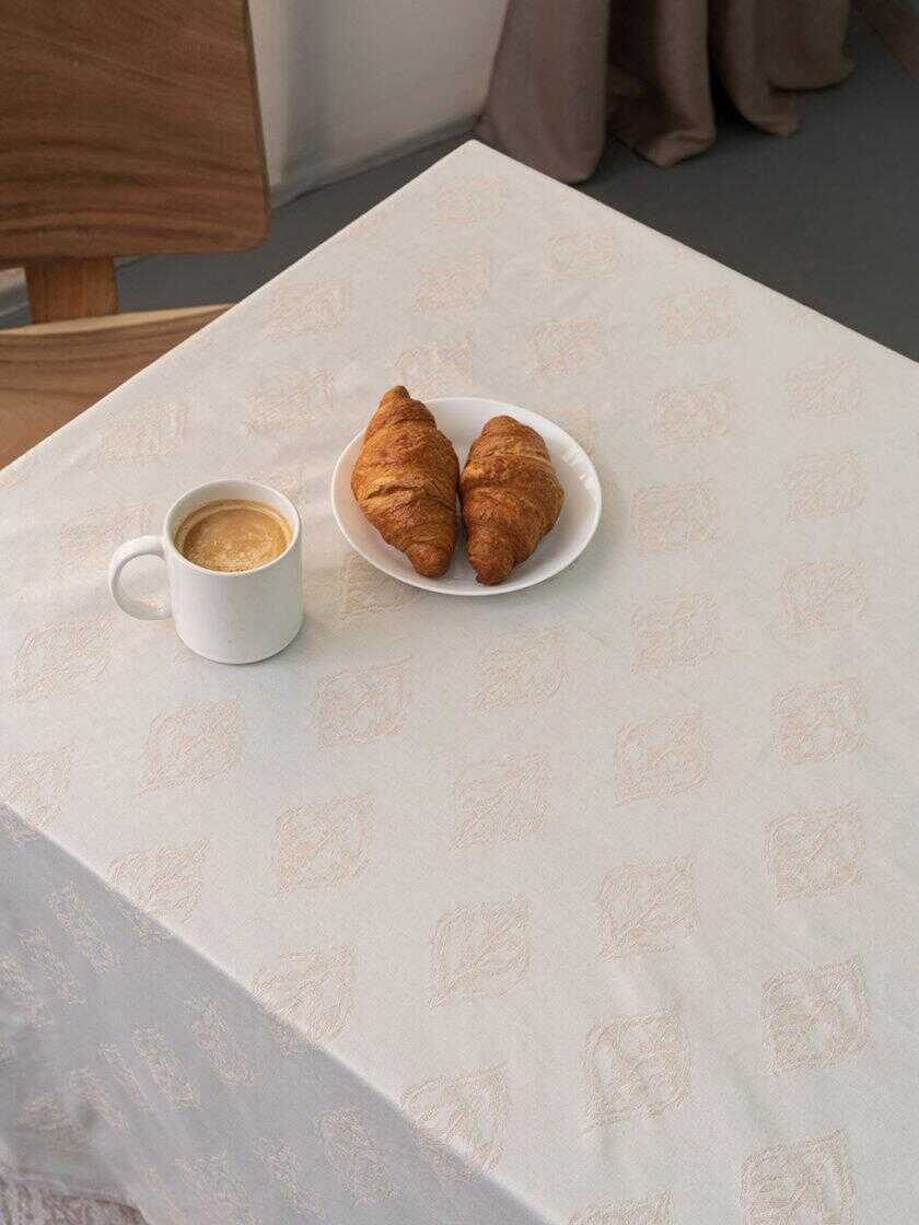 Τραπεζομαντηλο Αλεκιαστο Formal Dinner 175x240 FTERI BEIGE
