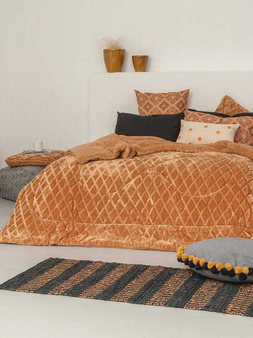 Κουβερτοπάπλωμα King Size 240x260 NADINE/2 TAN