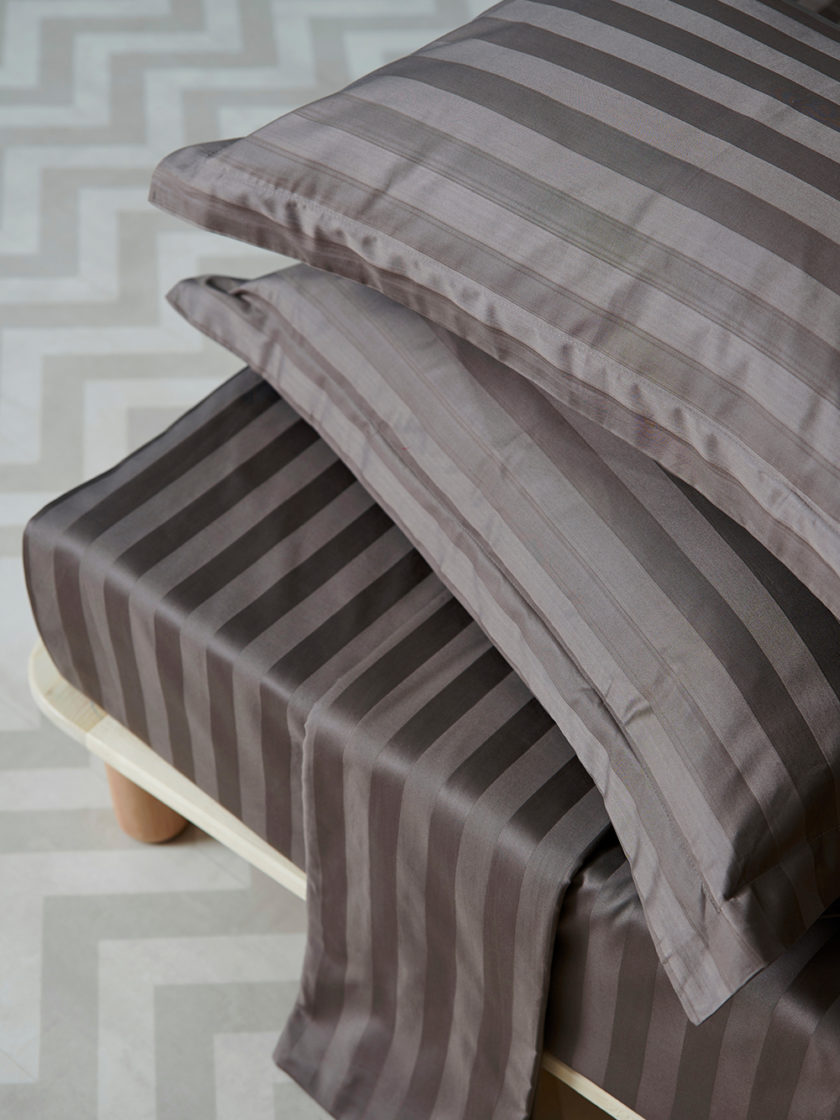 Σετ Παπλωματοθήκη Υπέρδιπλη 240x255 SATIN STRIPES CINDER