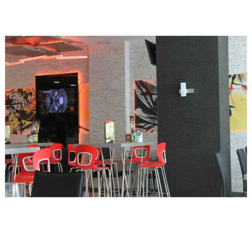 Blog 145/NA 78 & 68 σκαμπό bar10