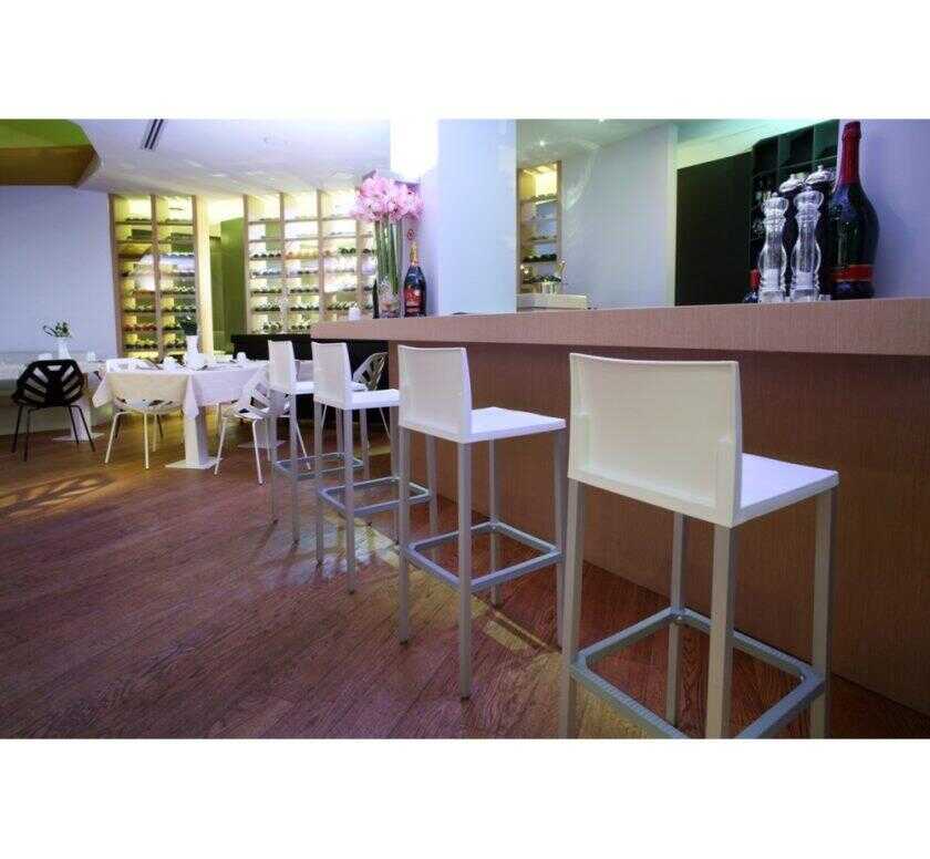 Liberty σκαμπό bar αλουμινίου9