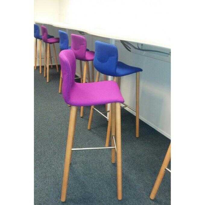 Slot 78/68 BL Upholstered σκαμπό bar