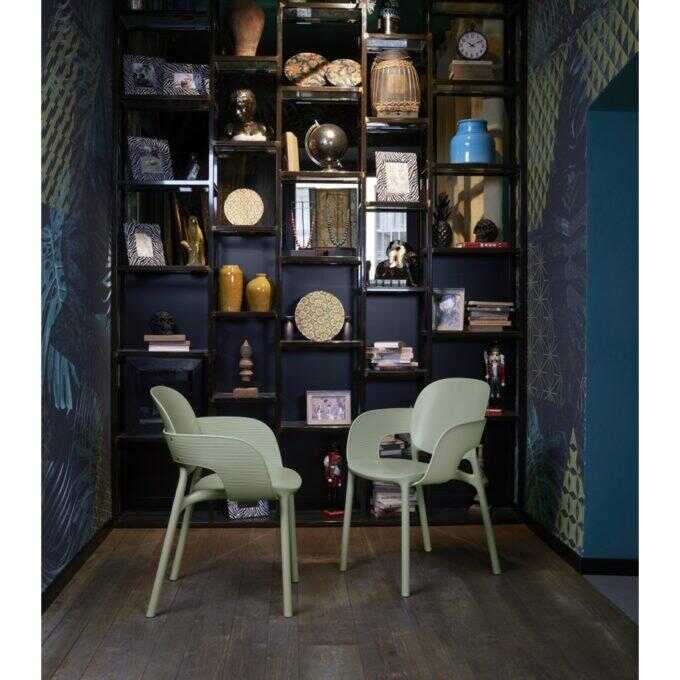 Hug art.2382 πολυθρόνα1