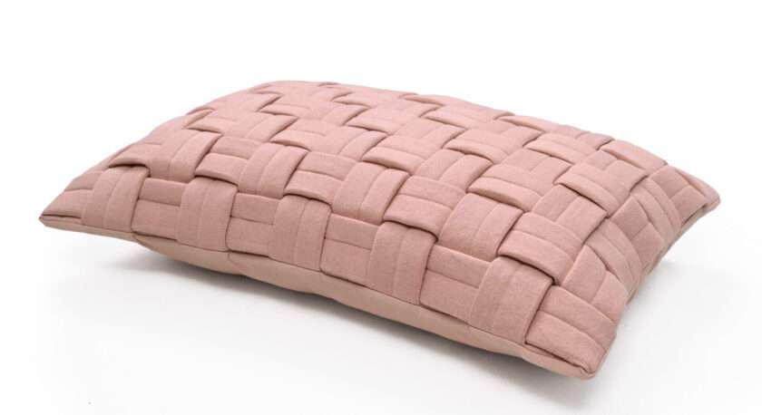 Clusp (Blush) Cushion with polyfiller-2