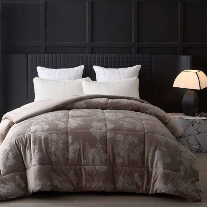 Cordelia (Grey) Comforter-1