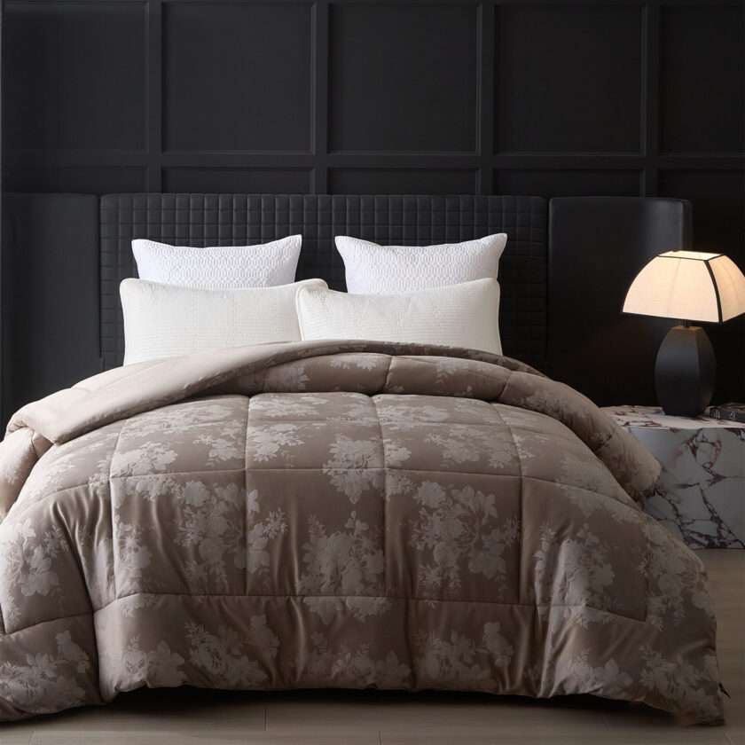 Cordelia (Grey) Comforter-1