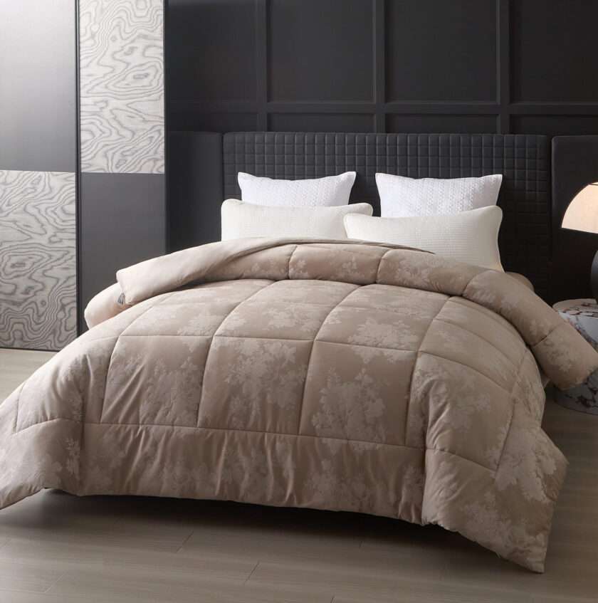 Cordelia (Taupe) Comforter-3