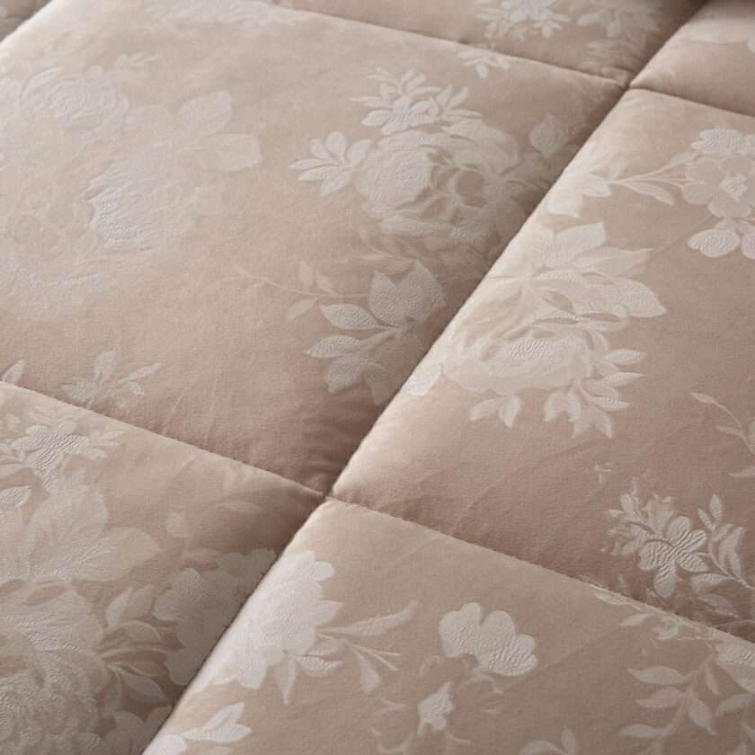 Cordelia (Taupe) Comforter-4