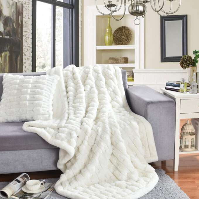 Boggi (White) 130×180 Throw/Blanket-1