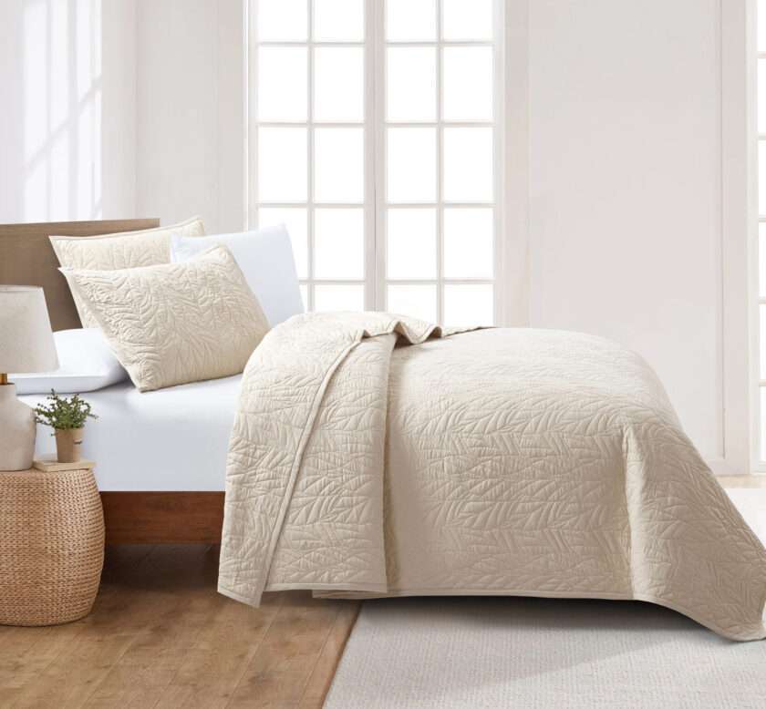 Fiona (Moonbeam) Bedspread-2