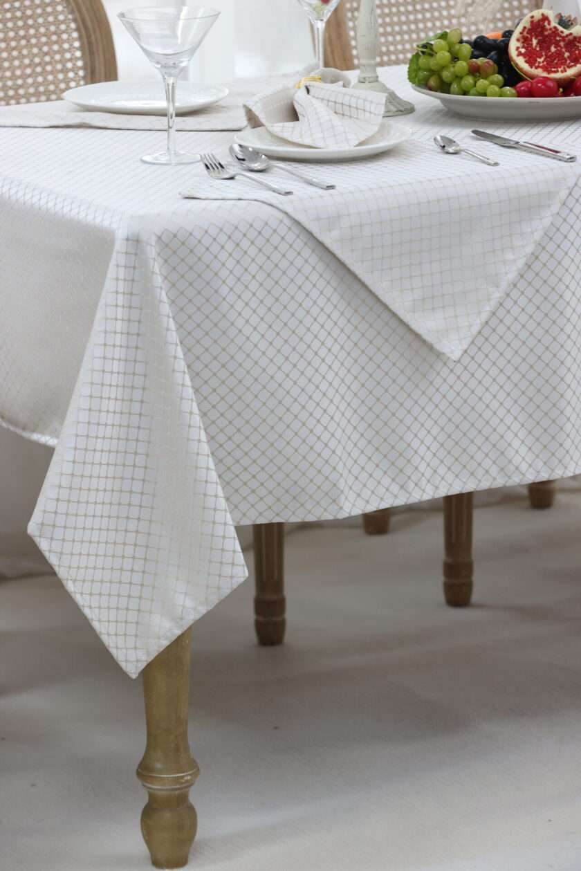 Puzzle (Beige) Tablecloth-1