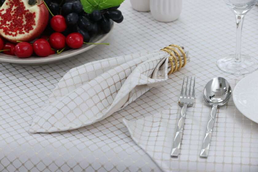 Puzzle (Beige) Tablecloth-3