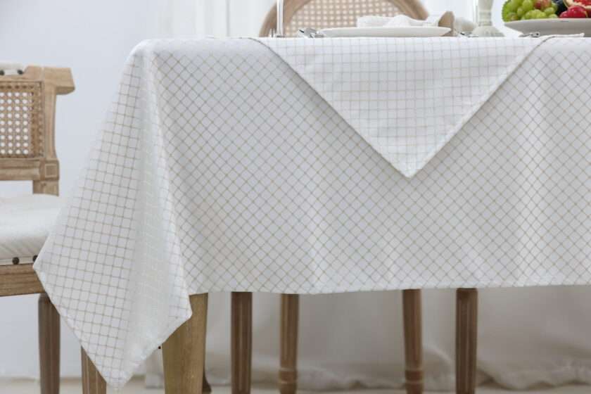 Puzzle (Beige) Tablecloth-4