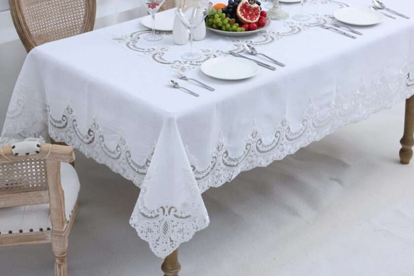 PLS-7B027 (White) Tablecloth-1