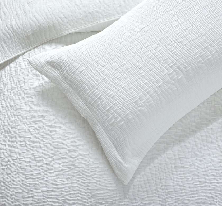La Nostra (Off white) Bedspread-3