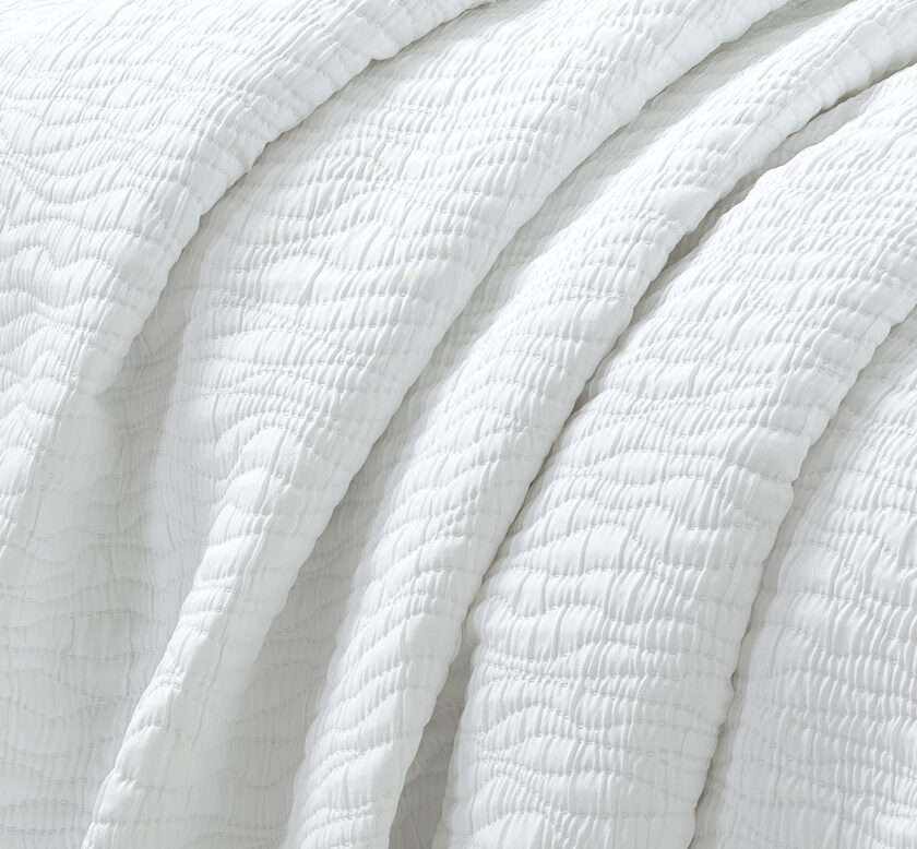 La Nostra (Off white) Bedspread-4