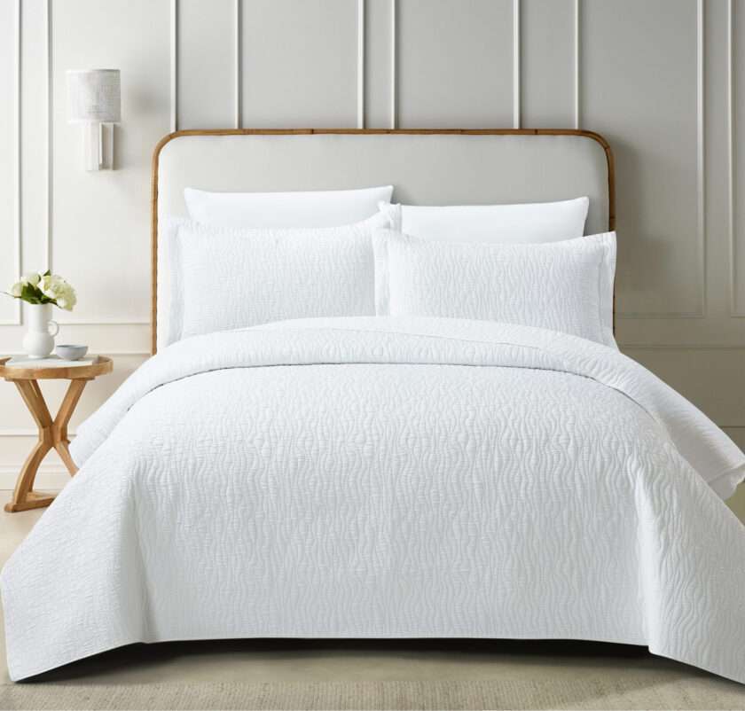 La Nostra (Off white) Bedspread-2