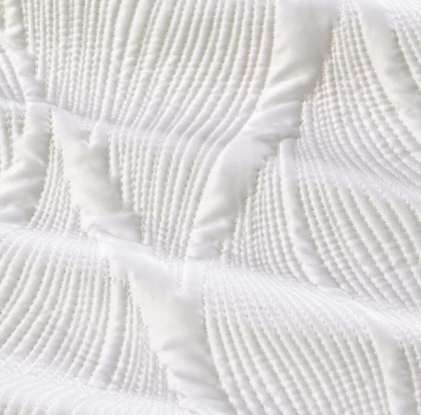 Lily (White) Bedspead-5
