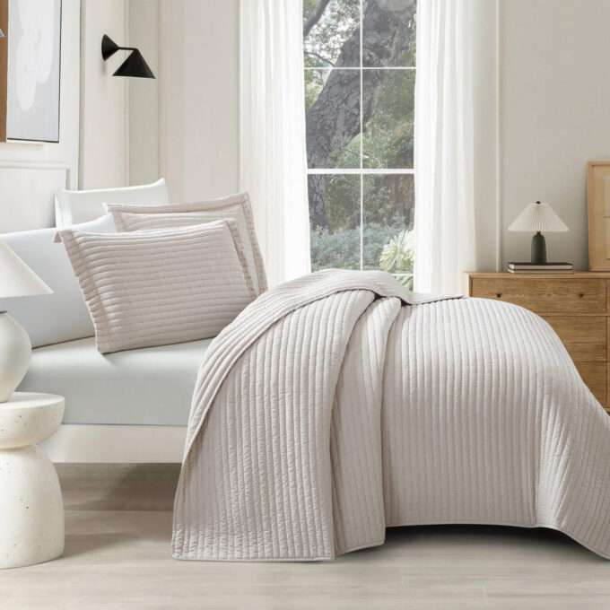 Mabelle (Beige) Bedspread-1