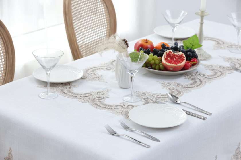 PLS-7B027 (Lt Coffee) Tablecloth-3