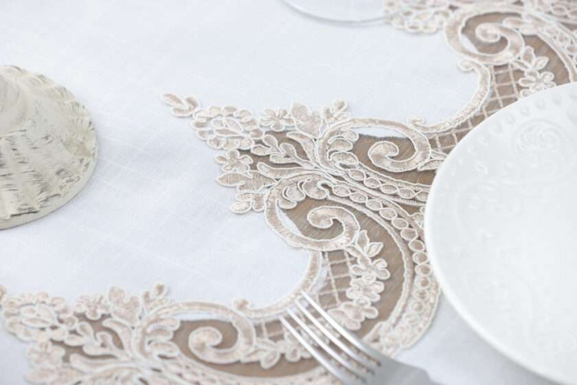 PLS-7B027 (Lt Coffee) Tablecloth-4