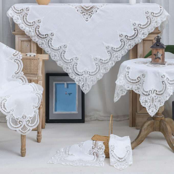 PLS-7B027 (White) Table linen-1