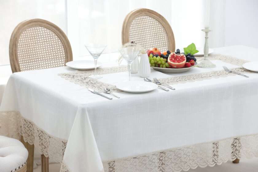 QZ1600053 (Cappuccino) Tablecloth-2