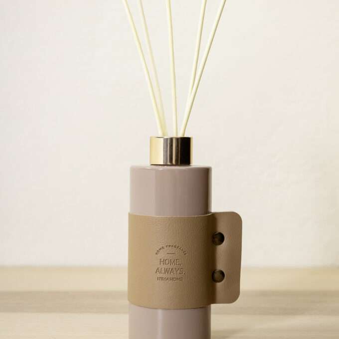 Αρωματικό Χώρου με Στικ 180ml - Home, Always Powder